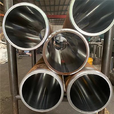 非標(biāo)油缸管現(xiàn)貨規(guī)格根據(jù)客戶(hù)可定做，定制規(guī)格如下